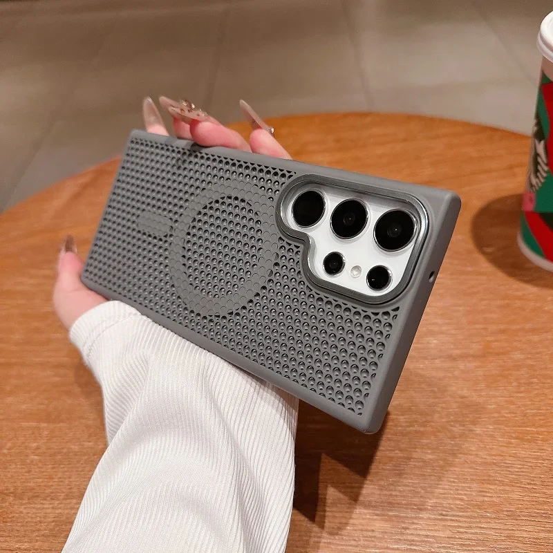 เคสชาร์จไร้สายแม่เหล็กพร้อมแผ่ - Heatsink บทวิจารณ์และราคา